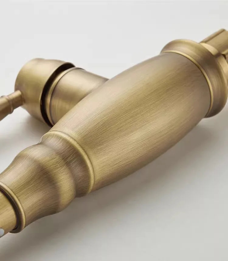 Tuqiu Kitchen Faucets Antique Sink Faucets Brass Sink Tap Pull Out Rotate Spout Mixers Tap Hot Cold Water Crane